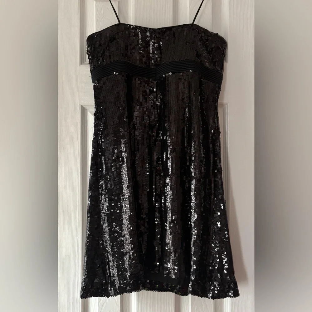 Badgley Mischka Size 6 Elegant Black Strapless Sequin Dress EUC‎